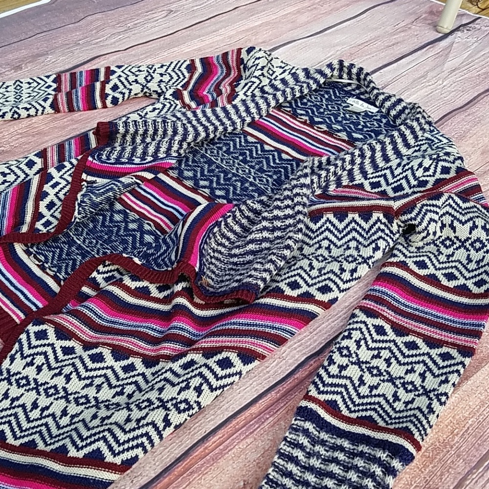 Sweater - Picture 2 of 5